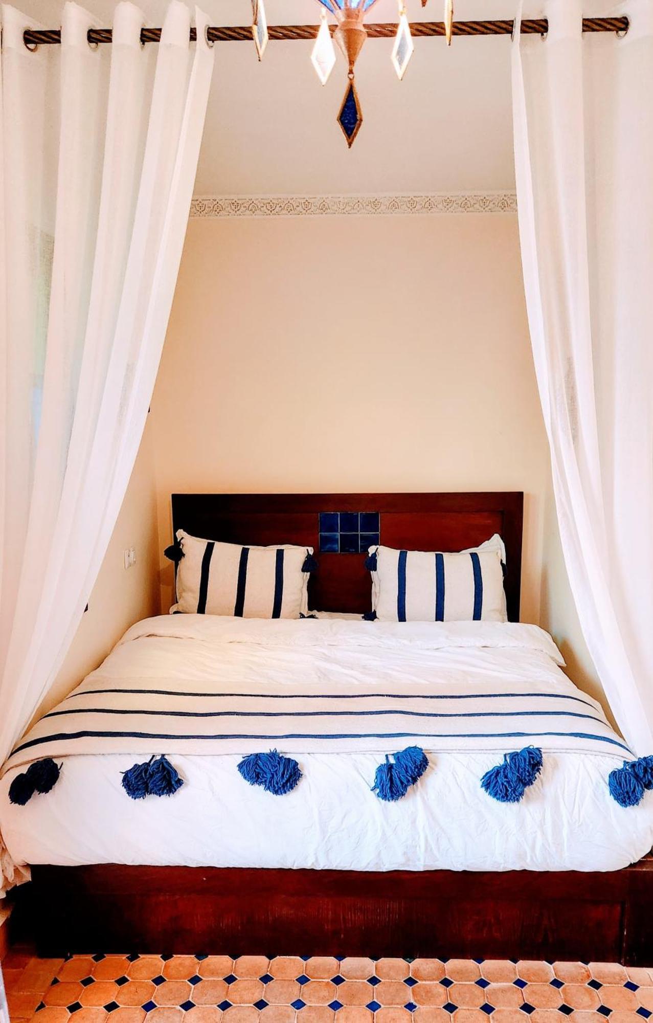 Riad Lily Rabat Ngoại thất bức ảnh